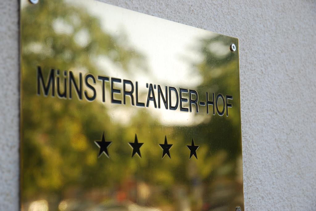 Muensterlaender Hof Hotel Cloppenburg Buitenkant foto