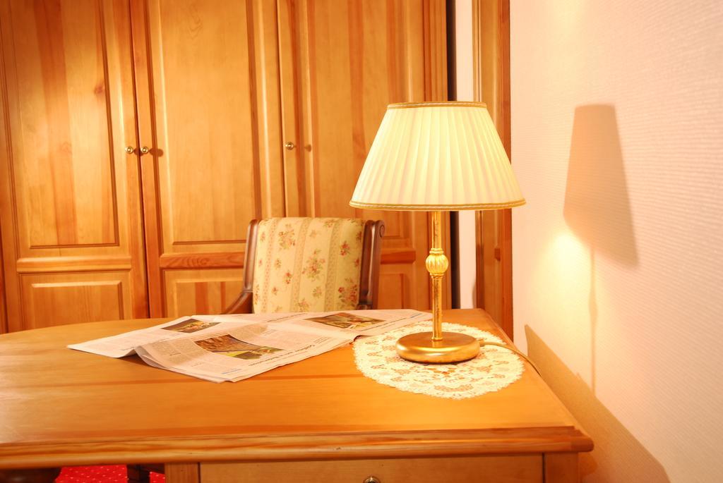 Muensterlaender Hof Hotel Cloppenburg Buitenkant foto