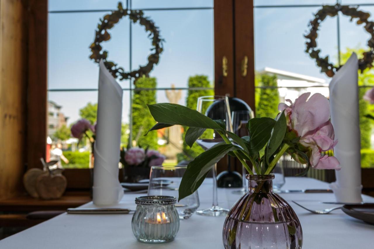 Muensterlaender Hof Hotel Cloppenburg Buitenkant foto