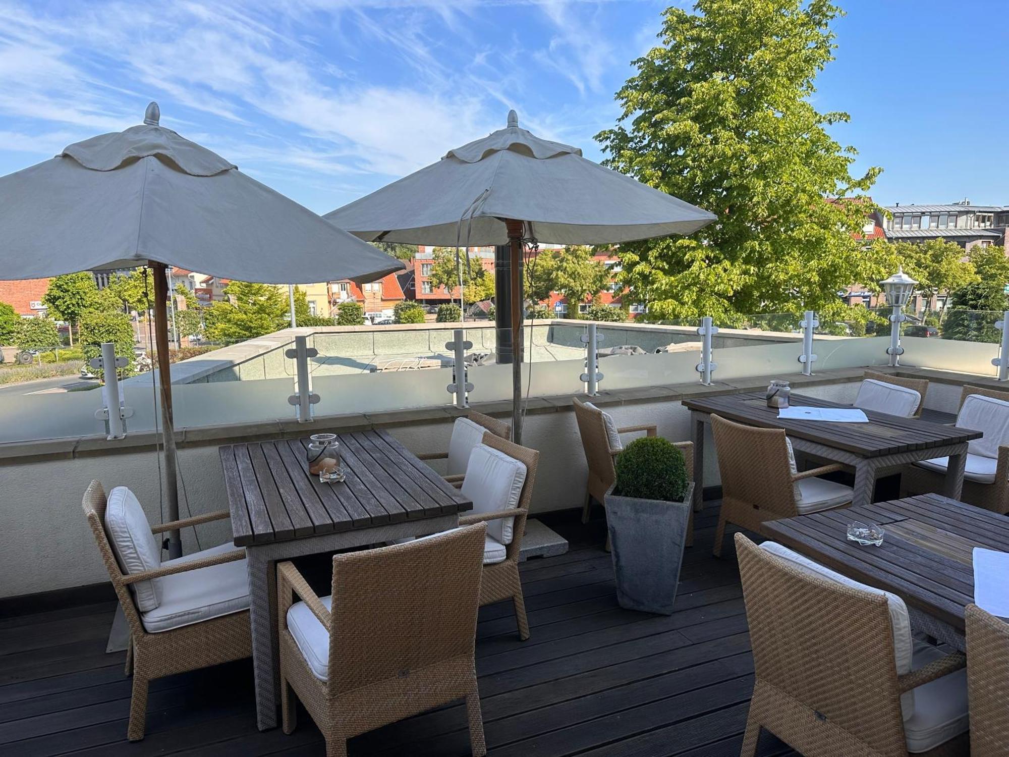 Muensterlaender Hof Hotel Cloppenburg Buitenkant foto