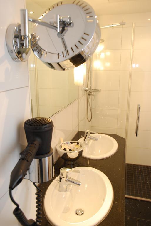 Muensterlaender Hof Hotel Cloppenburg Buitenkant foto